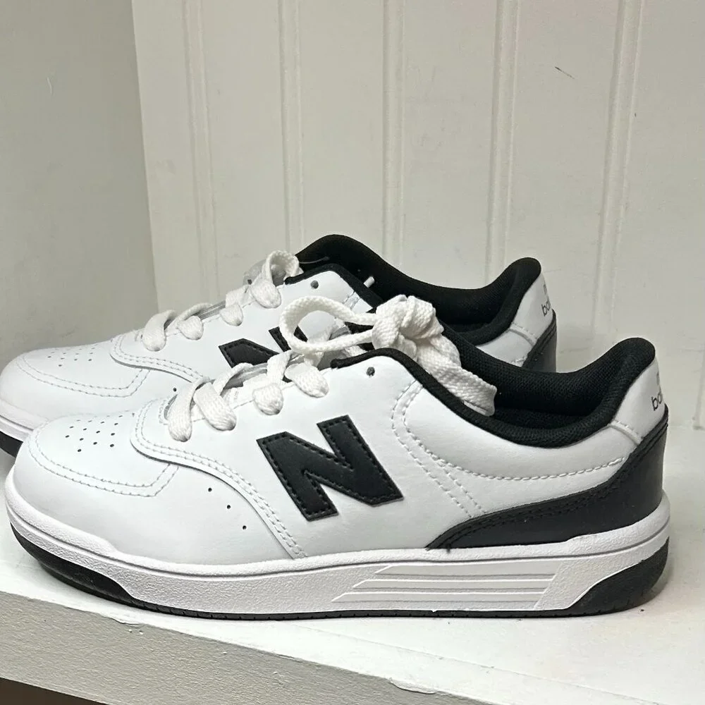 New Balance BB80 Court Sneaker - Kids' in White & Black Size 3W